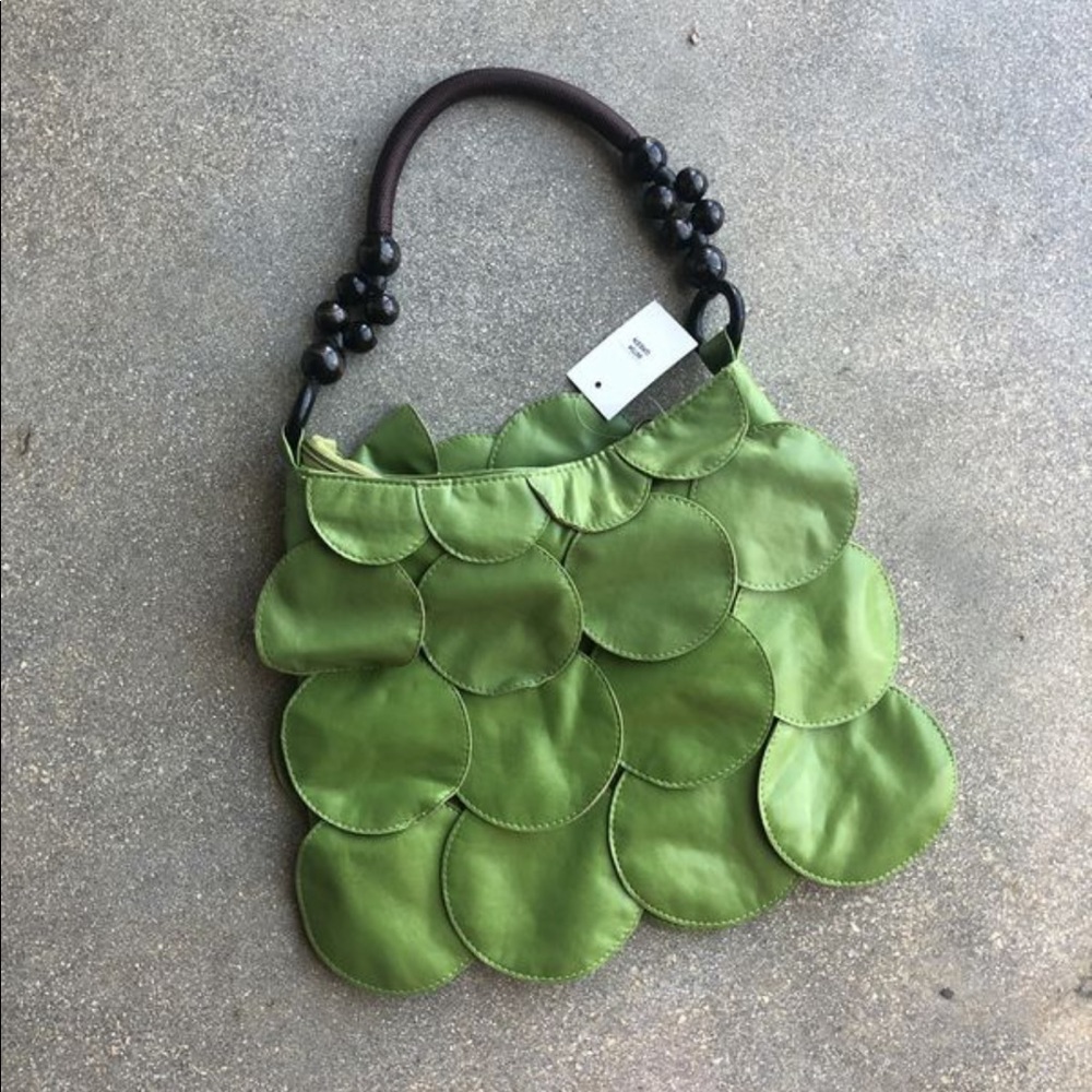 Green purse